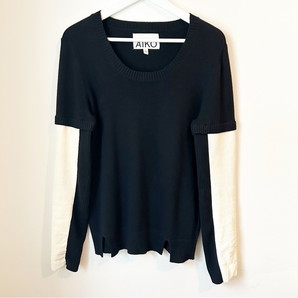 AIKO Black Crewneck Sweater w/ White Leather Sleeve Detail Soft -size L